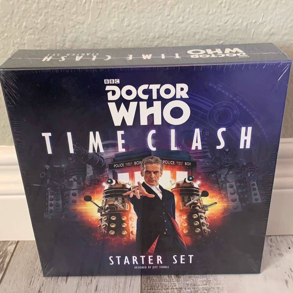 BBC Doctor WHO Time Clash Starter Set Board  Game